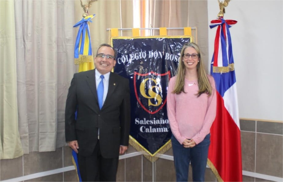 Embajadora de Estados Unidos visitó colegio Don Bosco Calama que prepara futuros técnicos para la minería