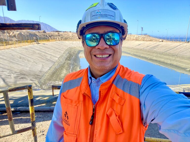 “Centinela es pionera en el mundo en tecnología para extraer hidrógeno con agua sacada del mar”