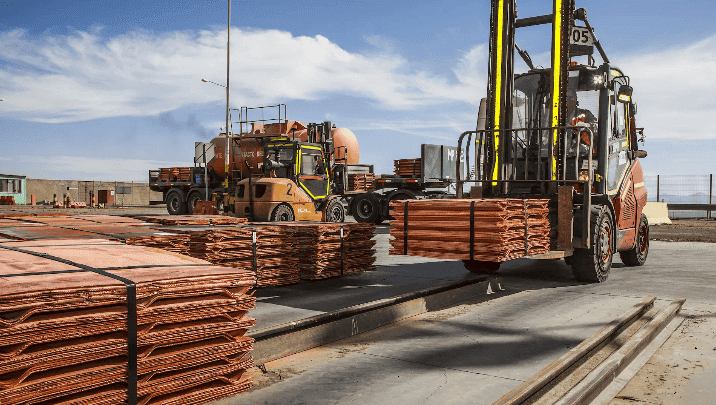 El precio del cobre registra alza del 1% en medio de incertidumbre global