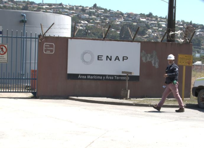 ENAP reporta utilidades por US$408,2 millones y reduce su deuda en US$297 millones en 2024