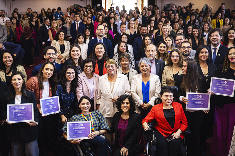 Gobierno celebra 10 años de la Mesa Mujer y Minería: Destacan mayor participación femenina y buenas prácticas en la industria