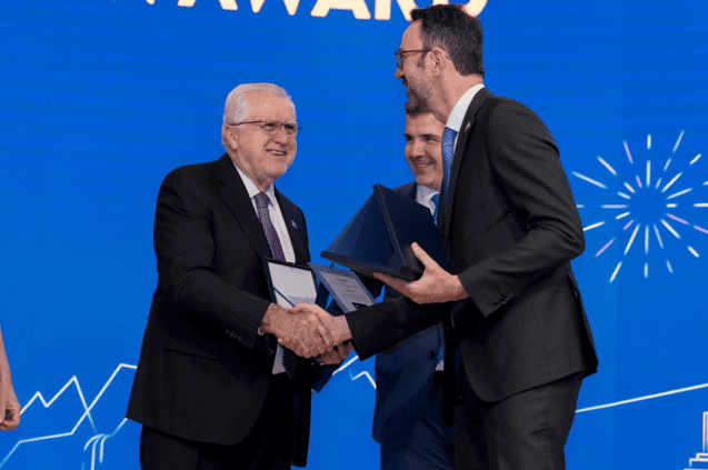 Máximo Pacheco es reconocido por su liderazgo en la política energética chilena