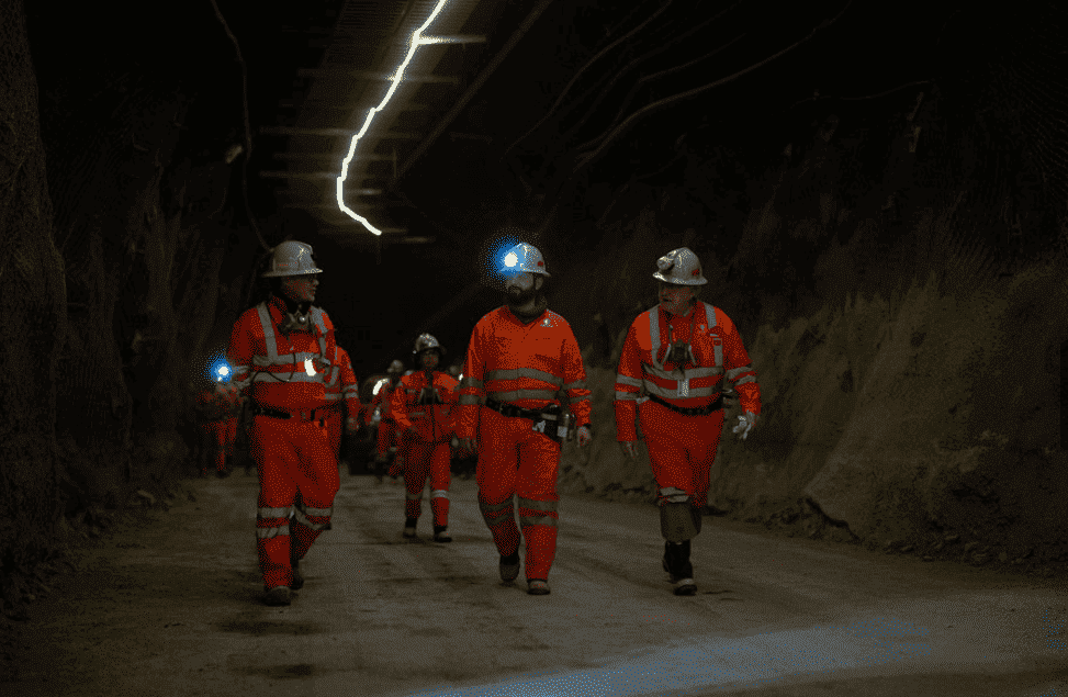 Presidente Boric reafirma rol estatal de Codelco desde las profundidades de El Teniente