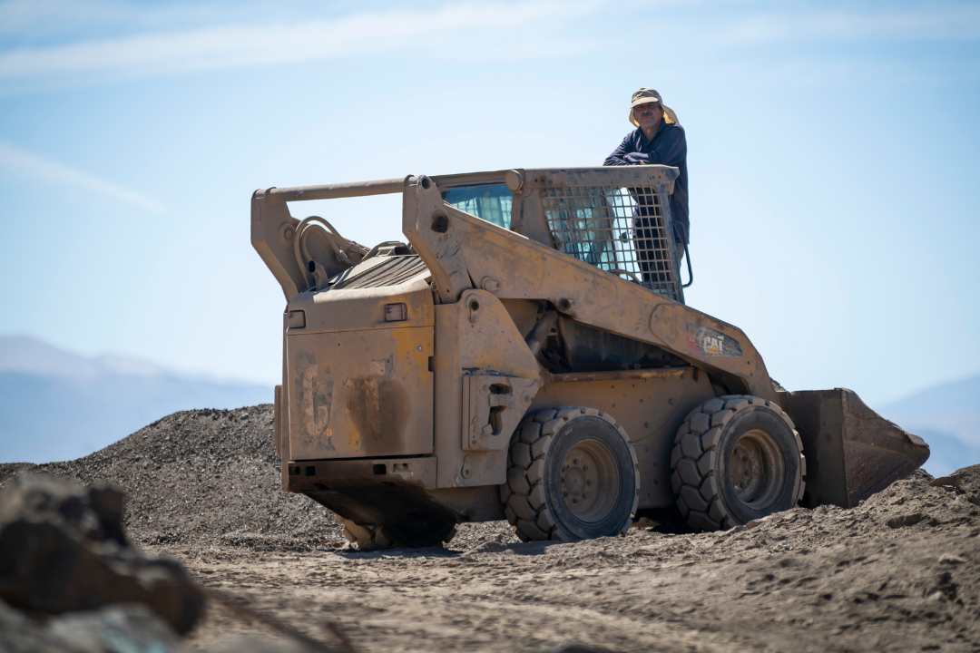 ENAMI lanza fondo de reactivación minera con $790 mil dólares para pequeños productores