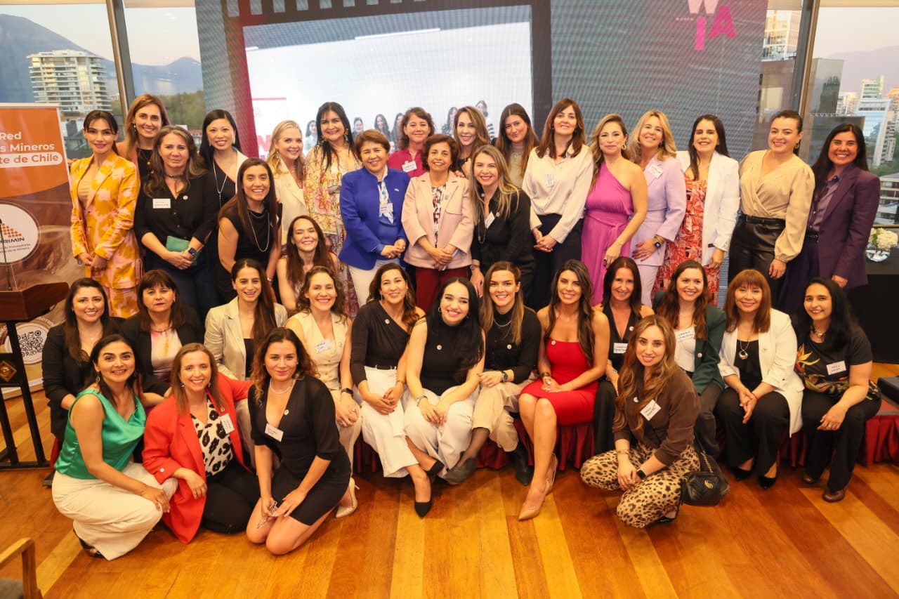 Women in Action by Aprimin celebra su aniversario con reconocimiento a buenas prácticas y nuevas alianzas