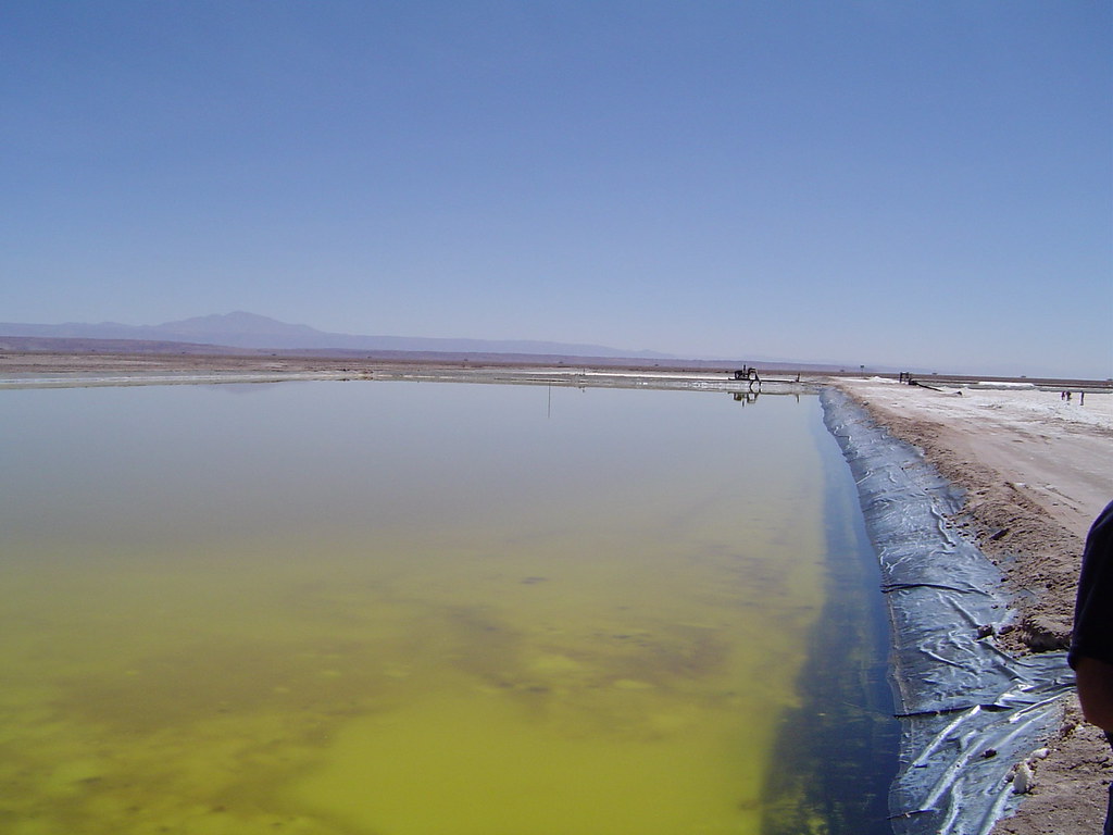 Codelco y SQM reciben aprobación final de China para concretar su alianza en el litio