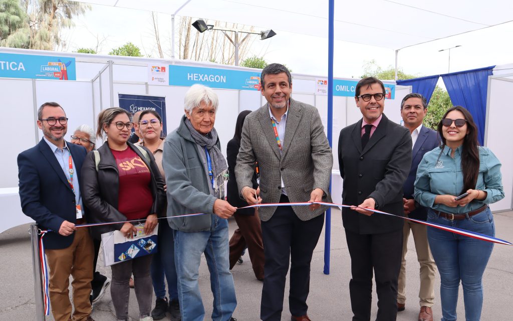 Codelco fortalece el empleo local con masiva Feria Laboral 2025 en Calama