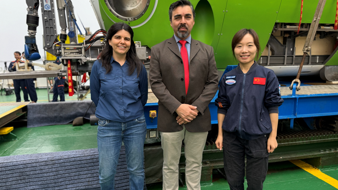 Sernageomin participa en expedición científica binacional a la Fosa de Atacama