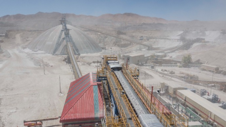 Codelco Chuquicamata refuerza coordinación logística con visita técnica a Puerto Angamos