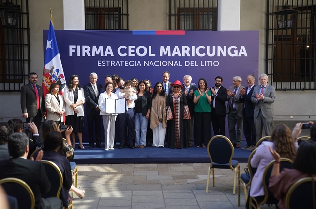 Presidente Gabriel Boric encabeza firma del nuevo CEOL del Salar de Maricunga junto a representantes de Codelco y Rio Tinto