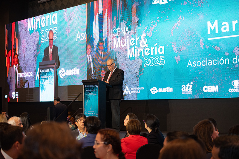 Abren postulaciones para los Premios Mujer & Minería 2026