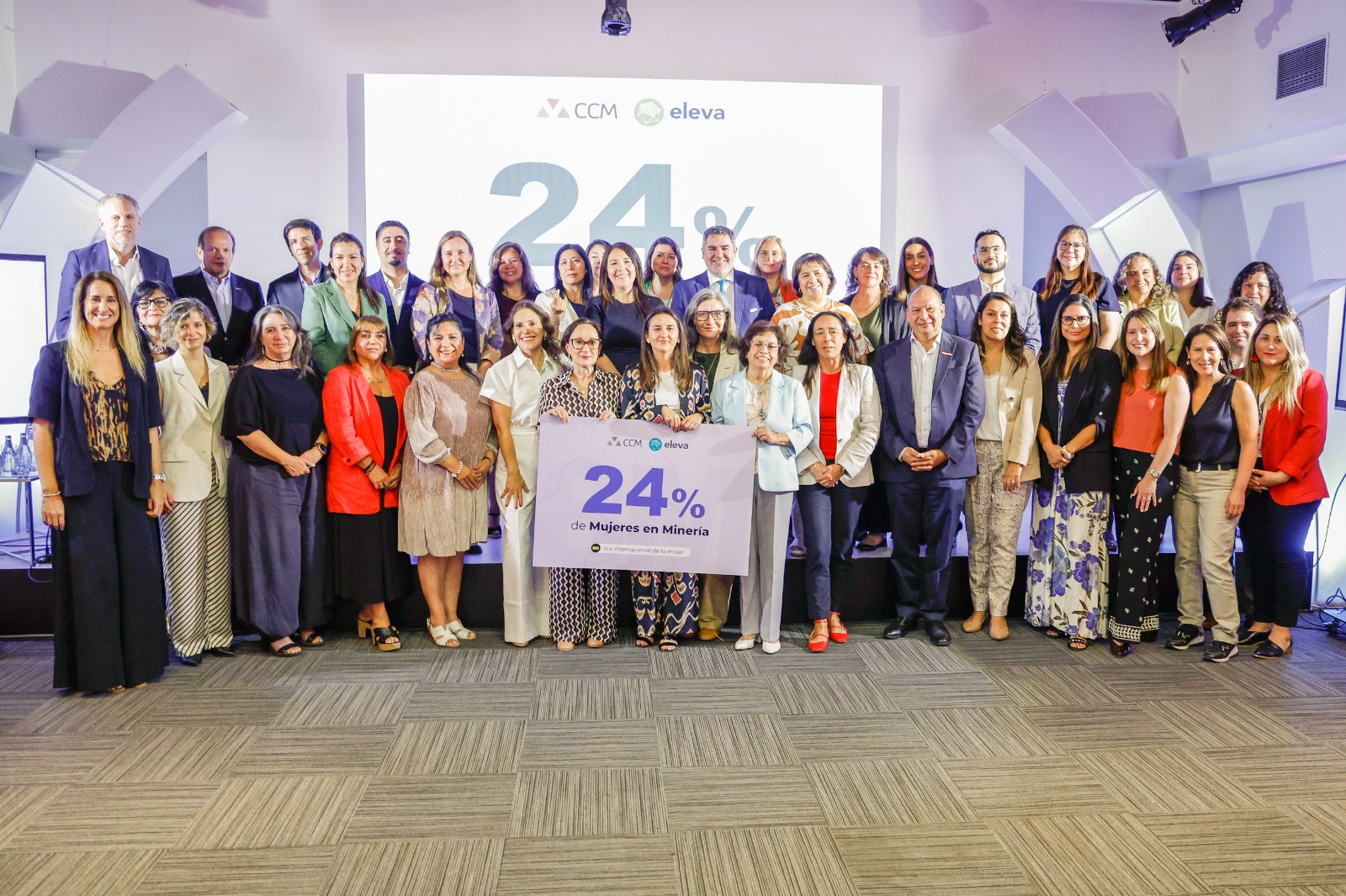Chile consolida liderazgo mundial: participación femenina en minería alcanza un histórico 24%