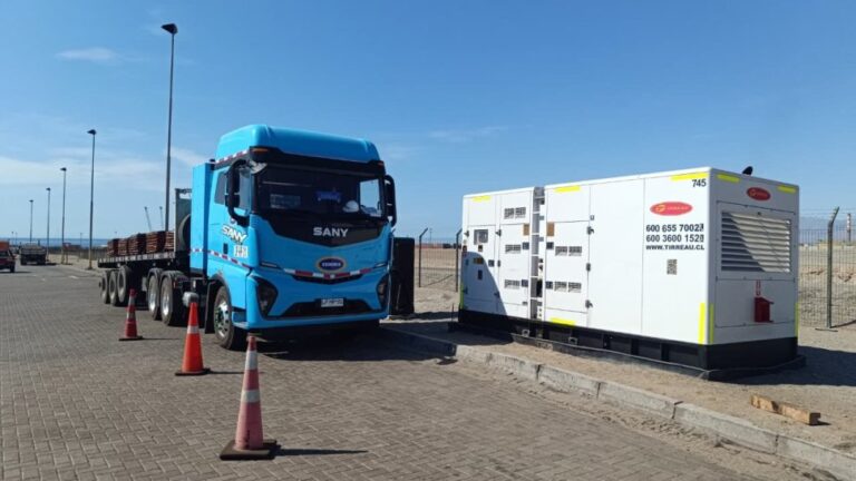 Camión eléctrico de Codelco rompe récord y marca hito en minería sin diésel