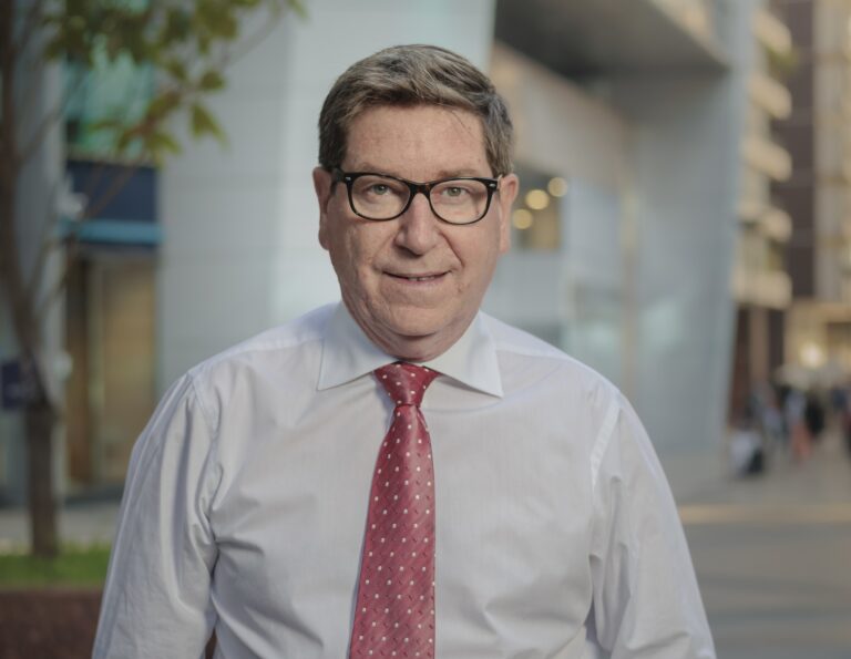 Biministro Daniel Mas destaca “renovado ambiente proinversión en el país”, tras ingreso a tramitación ambiental de nuevo proyecto minero por US$ 1.500 millones