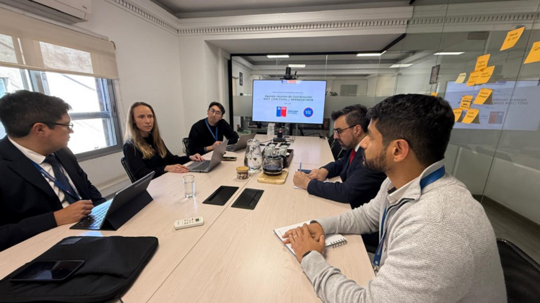 Sernageomin e IDE Chile refuerzan colaboración para optimizar el uso de datos geoespaciales