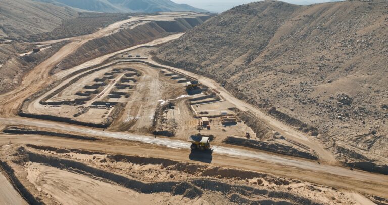 Lomas Bayas ejecuta histórica intervención operativa para asegurar su continuidad futura