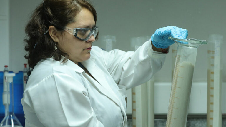 CIMS, del grupo JRI, inaugura moderno laboratorio químico y de preparación mecánica para la minería