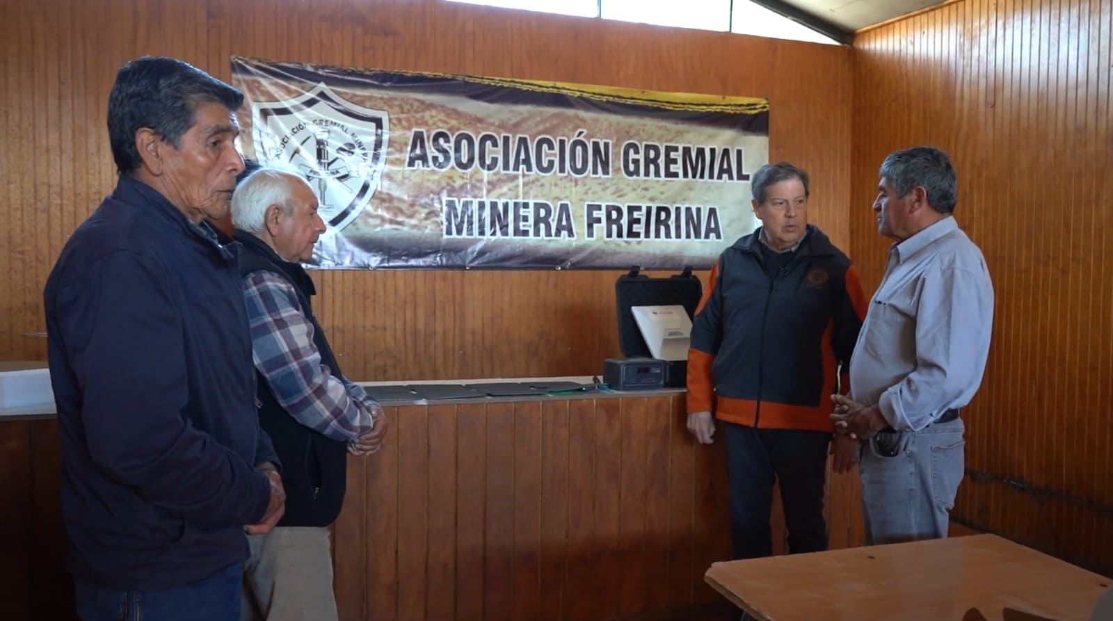 SONAMI entrega equipos Starlink a asociaciones mineras de Freirina y Domeyko