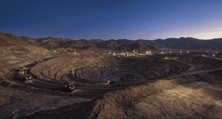 Salud mental gana relevancia en la minería: enfermedades profesionales asociadas alcanzan el 32%