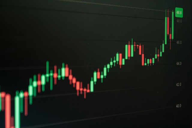 Imacec de junio crece y frena tendencia negativa en parte gracias a mejor rendimiento de minería  